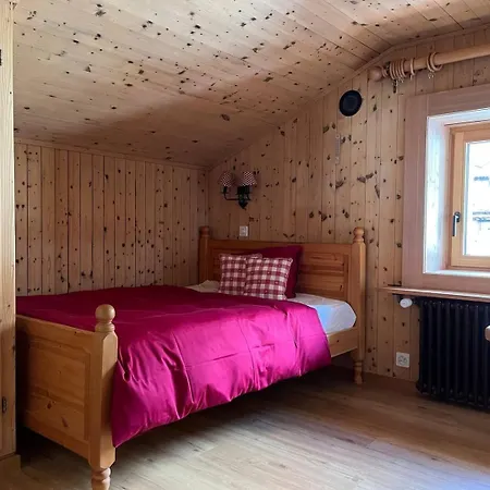 Villa 6br Cozy Holiday With View - What'app - 0034-635-520-036 - For Reservations! Klosters